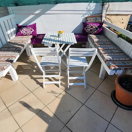 イスタンブール ホリデー ホテル ホテル 3*