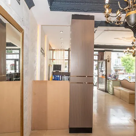 Istanbul Holiday Hotel 3* Κωνσταντινούπολη