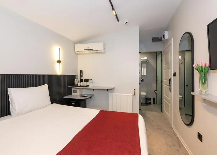 Отель Istanbul Holiday Hotel