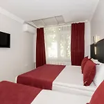The Istanbul Holiday Hotel 3*