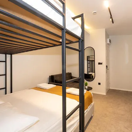 Istanbul Holiday Hotel Hotel