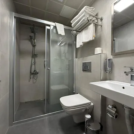 Istanbul Holiday Hotel Szálloda
