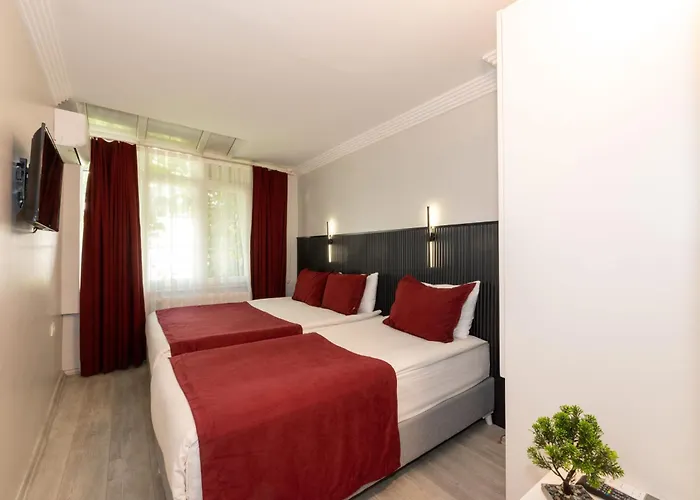 Istanbul Holiday Hotel Стамбул