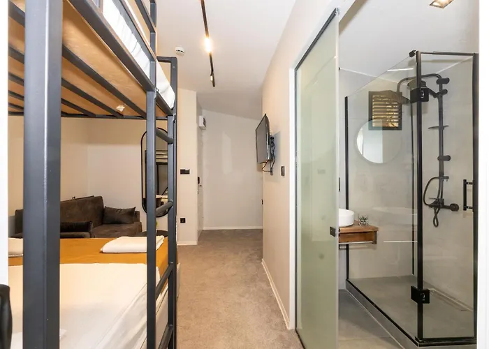 Istanbul Holiday Hotel 3* Стамбул