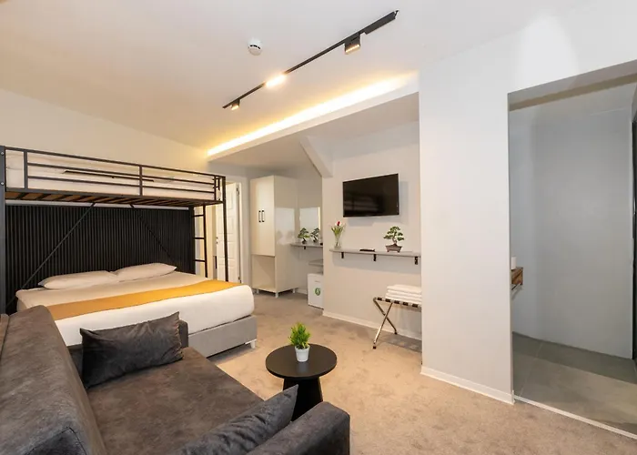 Отель Istanbul Holiday Hotel