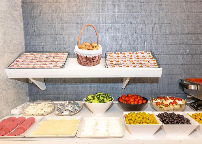 Istanbul Holiday Hotel Отель 3*