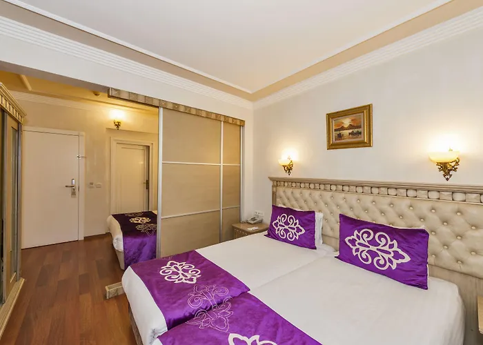 Istanbul Holiday Hotel