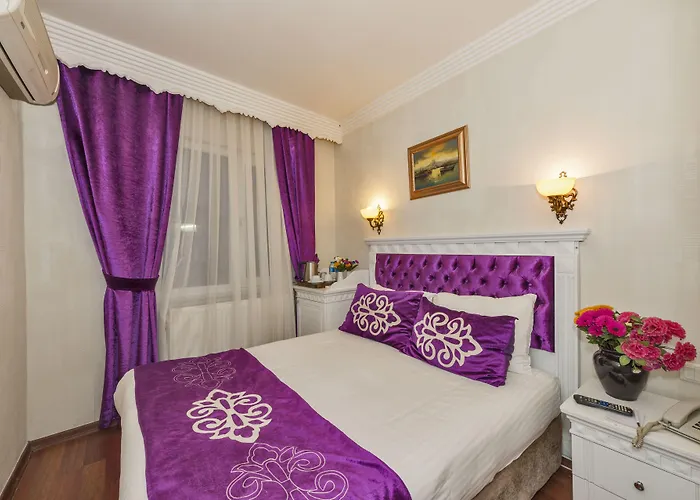 Отель Istanbul Holiday Hotel 3*