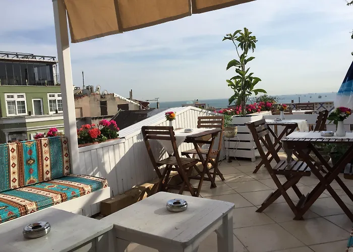 Istanbul Holiday Hotel Отель 3*