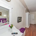 The Istanbul Holiday Hotel Hotel