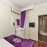 The Istanbul Holiday Hotel Hotel