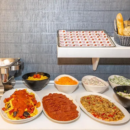 Hotel Istanbul Holiday Hotel 3*