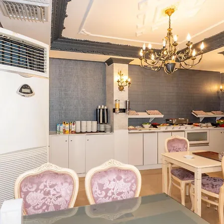 Istanbul Holiday Hotel 3* Stambuł
